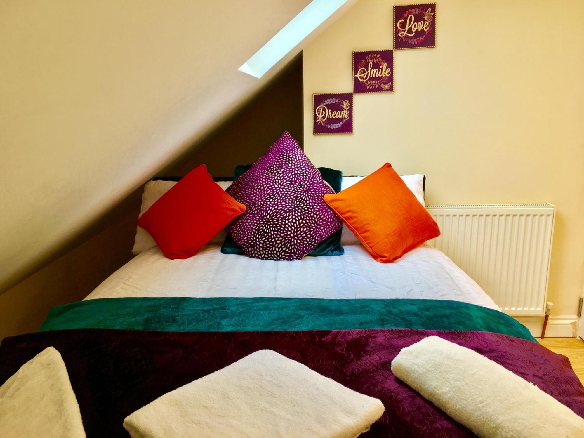 1 Bed Apartment,Recep,Kitchen,Bath Ilford Buitenkant foto